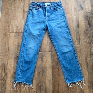 Levi’s Wedgie Straight jeans